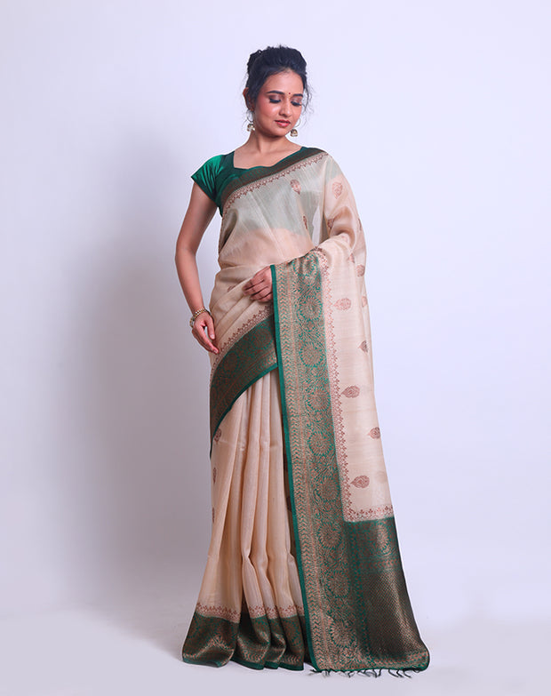 An Off-White Tussar Handloom Saree with antique Zari on the border and pallu - BSK010684