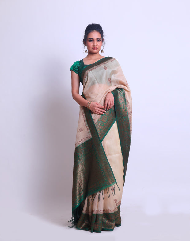 An Off-White Tussar Handloom Saree with antique Zari on the border and pallu - BSK010684