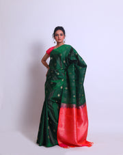 The bottle green Kanjivaram Soft South Silk saree sounds absolutely exquisite - KSL03087