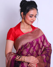 A Wine Handloom Silk saree with Tanchoi design all over the drape sounds exquisite - BSK09683